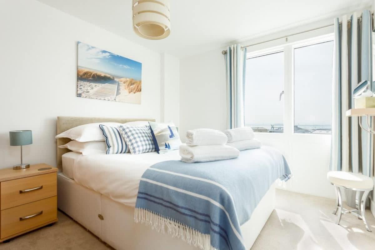 Purbecks Villa Poole Bagian luar foto