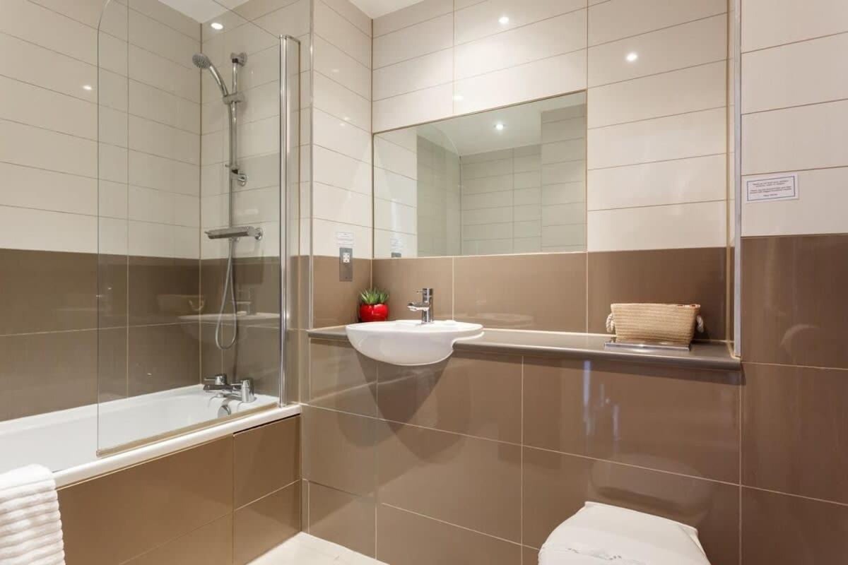 Purbecks Villa Poole Bagian luar foto