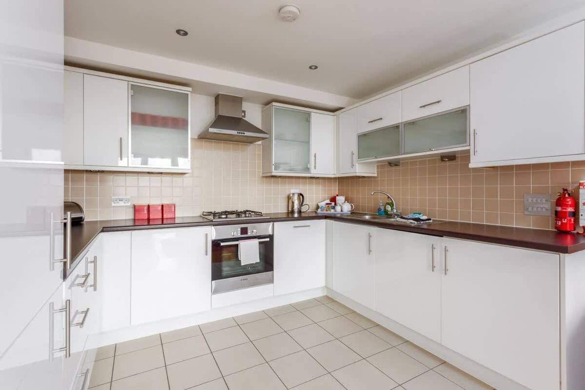 Purbecks Villa Poole Bagian luar foto